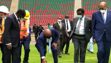 صورة باتريس موتسيبي: “لن تقام أي مباراة في ملعب أولمبي إلا بعد توصلي بتقرير مفصل”